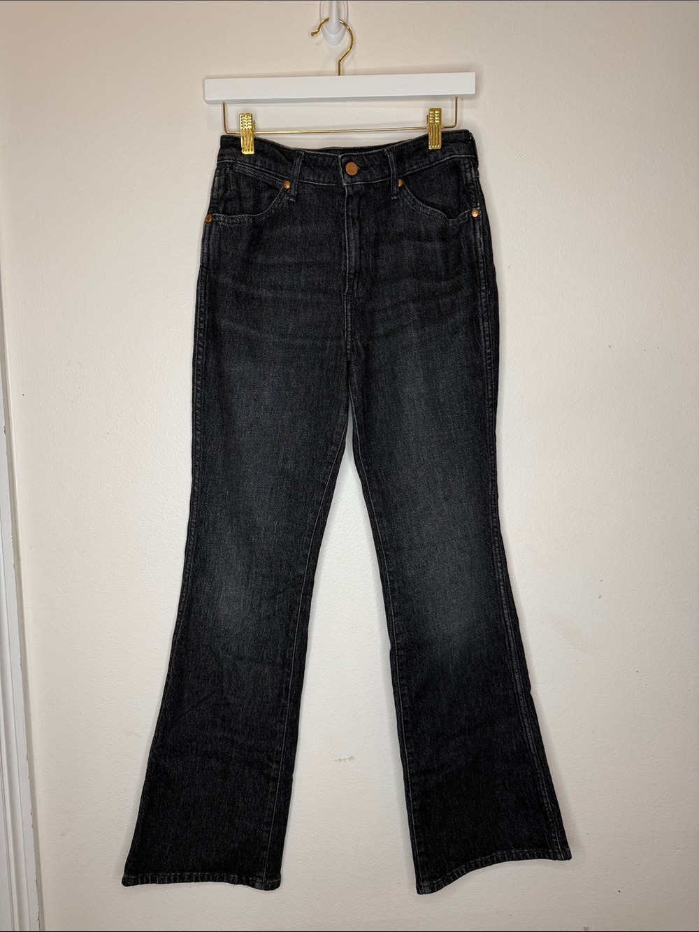 Wrangler Classic High-Rise Black Women's Jeans